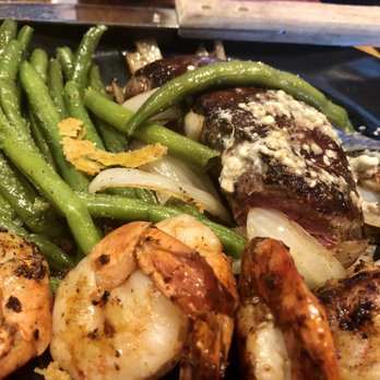 Double Dogs - Flat Iron Steak and Fresh Green Beans with Grilled Shrimp add on - Sports Bars Near Me - Lexington, Kentucky