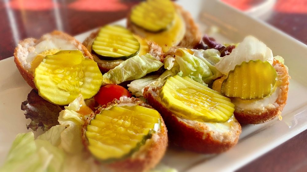 Erin's Snug Irish Pub - wedding in Madison, WI