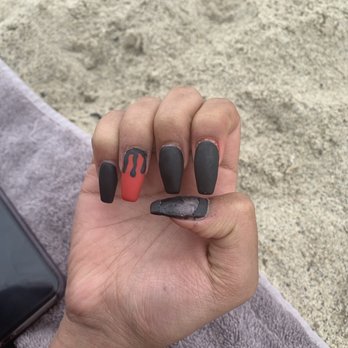 Divas Nails - Matte started peeling off. - Nail Salons Near Me - Northridge, California Divas Nails - Matte started peeling off. - Nail Salons Near Me - Northridge, California