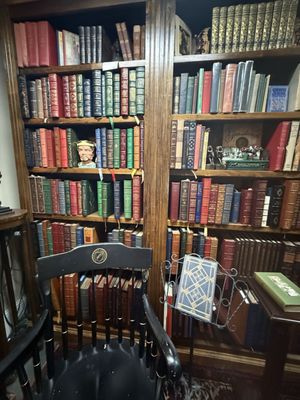Landmark Booksellers | Franklin, Tennessee by null