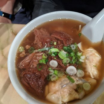 Mike's Noodle House - Dumpling and Beef brisket noodles - Cantonese Near Me - Seattle, Washington