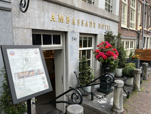Ambassade Hotel by null
