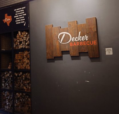 Decker Barbecue by null