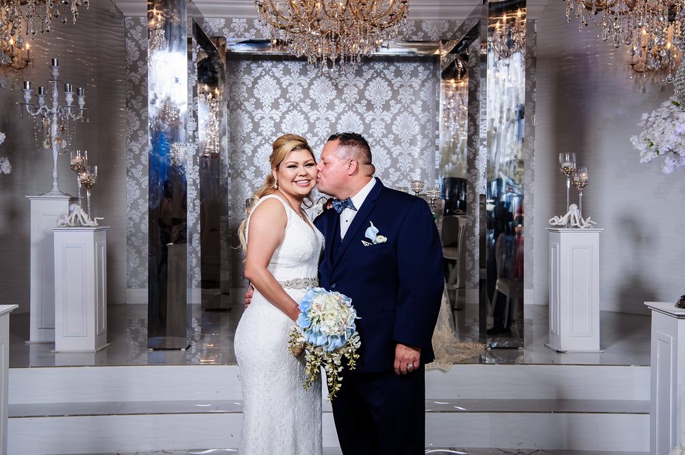 CRYSTAL BALLROOM BEACH PLACE 50 Photos & 22 Reviews 17 S Fort