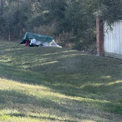 Lake Windcrest Golf Club - Homeless encampment