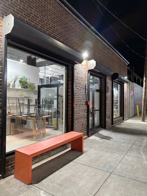 CLAY SPACE Ceramic Center by null