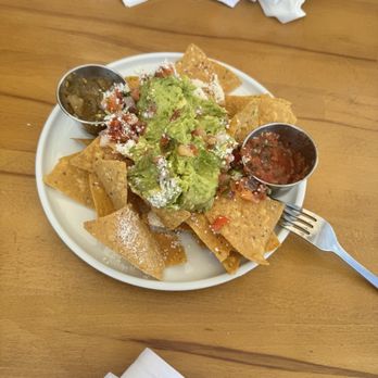 The Craft Taco at SOVA - GUAC and chips - Tacos Near Me - San Diego, California The Craft Taco at SOVA - GUAC and chips - Tacos Near Me - San Diego, California