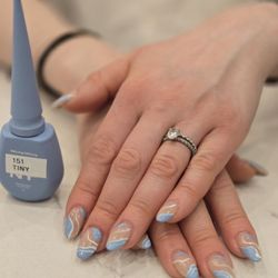 Gloss Bar Nail Lounge