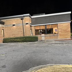 Wendy's outside building