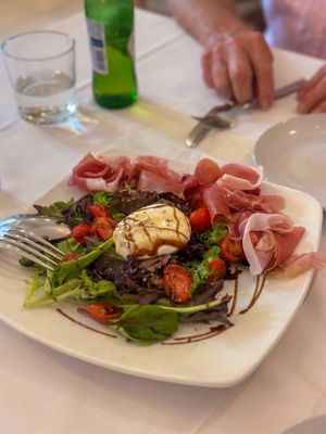 IL Paesano Italian Gourmet Food and Wine Market by null