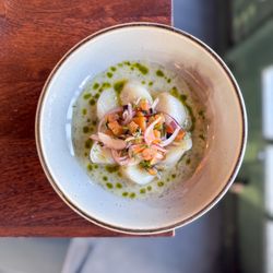 Bar Chuzo - Scallop crudo