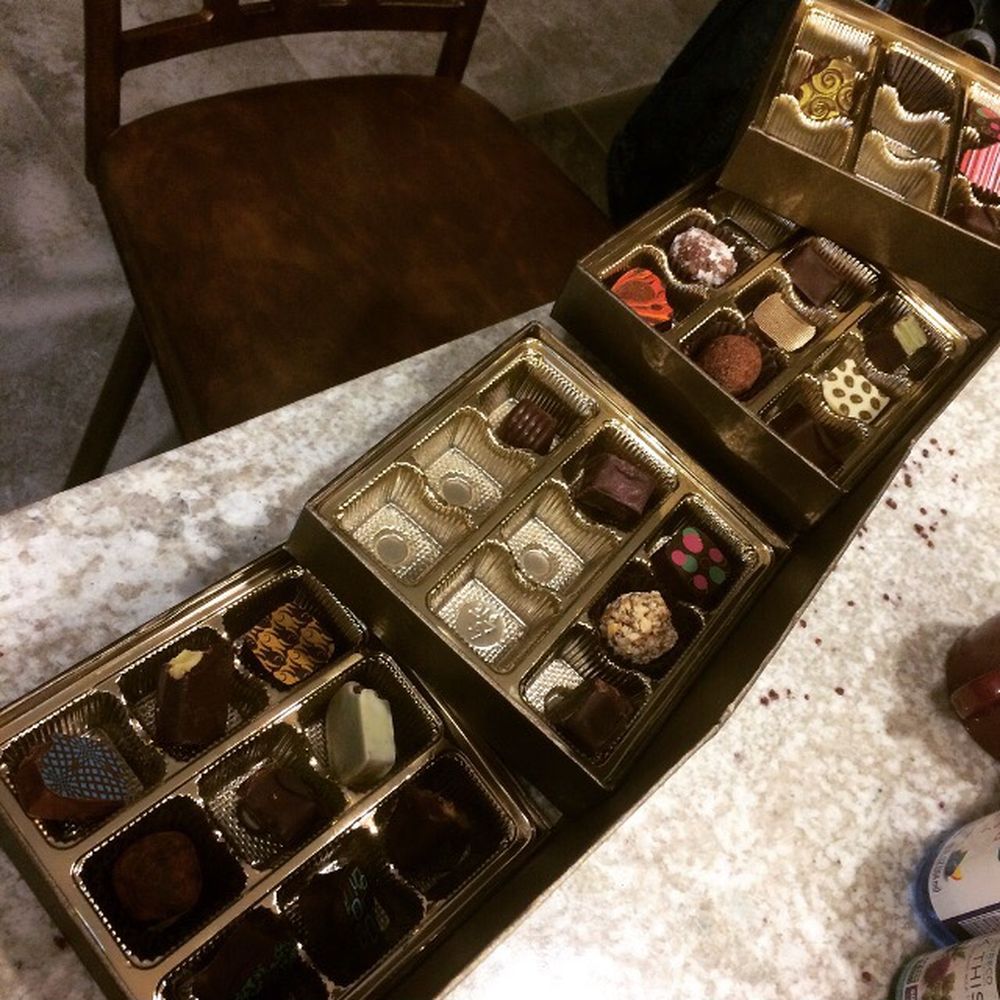 Araya Artisan Chocolate - Chocolatiers & Shops Near Me - Houston, Texas Araya Artisan Chocolate - Chocolatiers & Shops Near Me - Houston, Texas