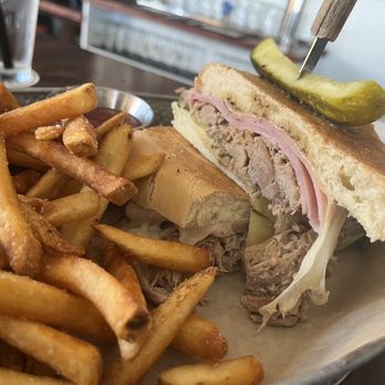 Divided Sky Tavern - the Cubans... so amazing! like the French Dip: VERY GENEROUS portions of meat, and top-shelf quality - American Near Me - Fair Oaks, California