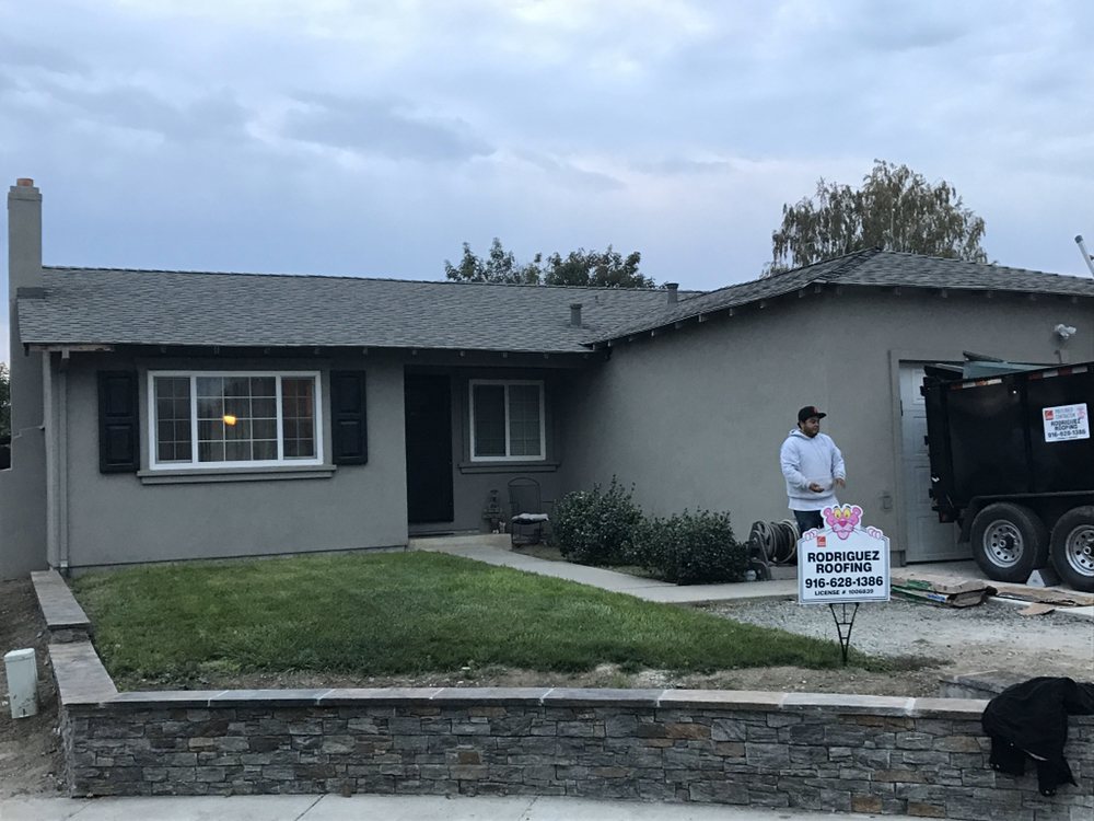 Slide of Rodriguez Roofing Pros