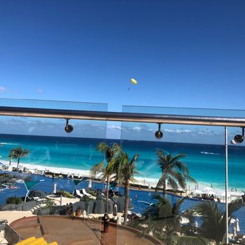 Hard Rock Hotel - Took a nap...woke up to this world. - Hotels Near Me - Cancún, ROO