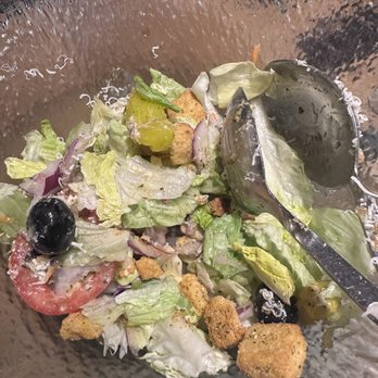 Olive Garden Italian Restaurant - Never Ending Soup, Salad & Breadsticks - Italian Near Me - American Fork, Utah