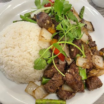 Ghien Bun Bo - bo luc lac (shaking beef) with rice - Noodles Near Me - Westminster, California Ghien Bun Bo - bo luc lac (shaking beef) with rice - Noodles Near Me - Westminster, California
