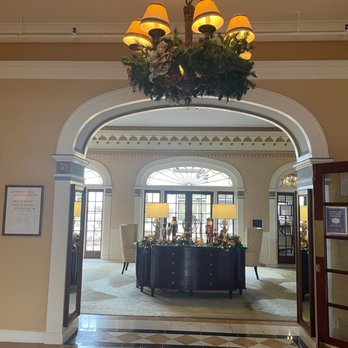 Grande Colonial - Entrance - Hotels Near Me - La Jolla, California