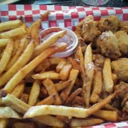 Pit Stop Tavern and Raceway Cafe - Steak fingers...a little blurry... I was too busy chewing and, chewing, and chewing.
