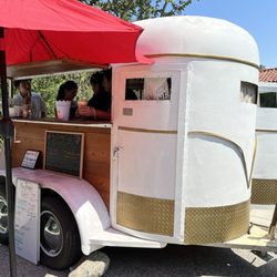 KA Ibigan Cafe - Exterior