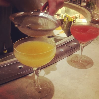Gravity Bar by null