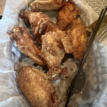 Hoppers Pike Street Grill - Jumbo wings sauce on side. - American Near Me - Goshen, Indiana Hoppers Pike Street Grill - Jumbo wings sauce on side. - American Near Me - Goshen, Indiana