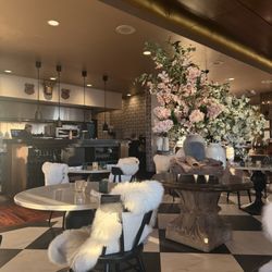 Tendrils Restaurant - Interior