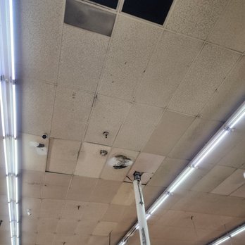 La Carreta Supermarkets - Mold infested ceiling tiles. - International Grocery Near Me - Orange, California