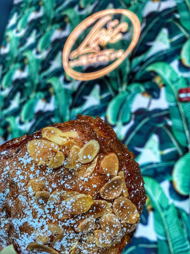 Loic Bakery Cafe Bar
