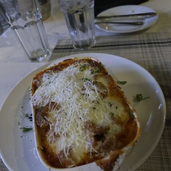 MA'S Italian Kitchen - Meat lasagna - Italian Near Me - Burbank, California MA'S Italian Kitchen - Meat lasagna - Italian Near Me - Burbank, California