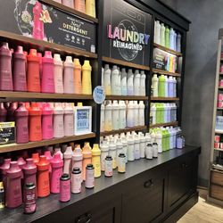 Bath & Body Works - Detergent. A good variety.