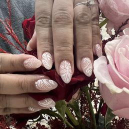 They did a good job of recreating the inspo nails I wanted for my wedding. Signature nails never disappoints! They did a good job of recreating the inspo nails I wanted for my wedding. Signature nails never disappoints!