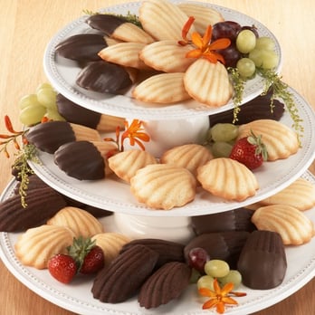 Donsuemor Madeleines - three tiered platter of donuts - Bakeries Near Me - Alameda, California
