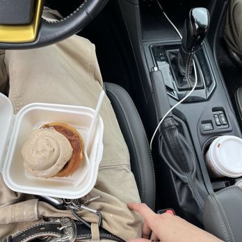 Intelligentsia Coffee - cinnamon roll - Coffee & Tea Near Me - Venice, California