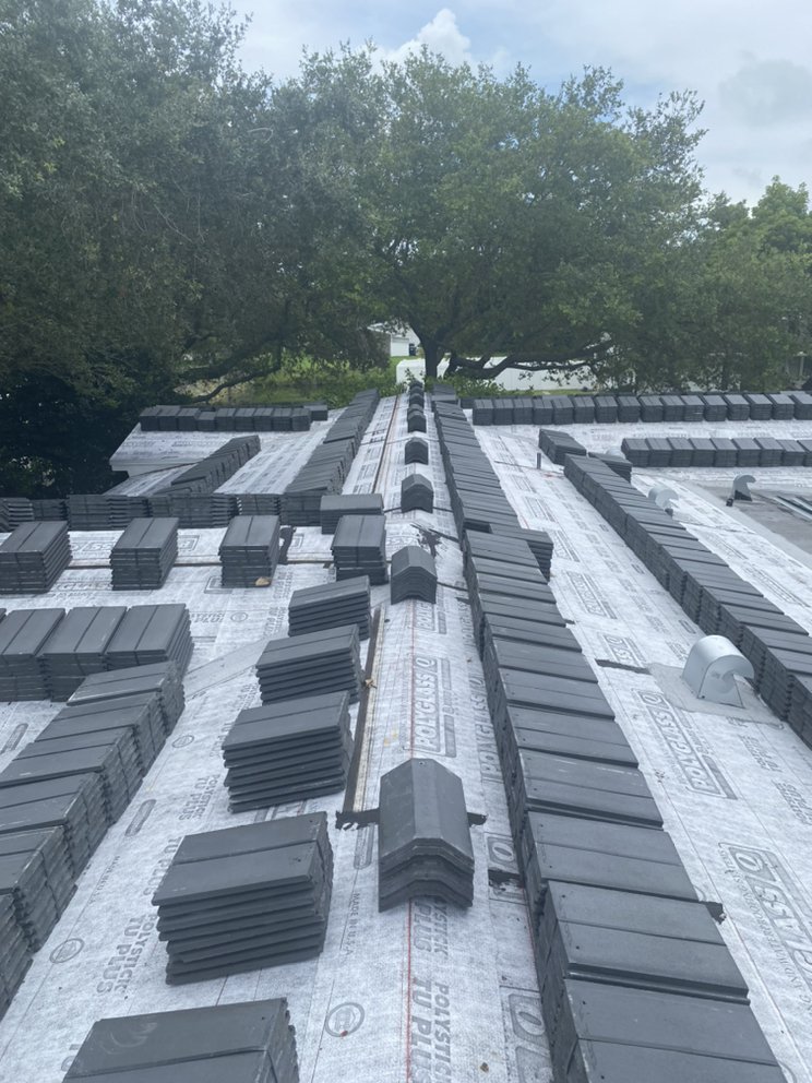 Slide of Hoff's Roofing & Metal Works