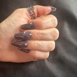 Elegant Nail Salon