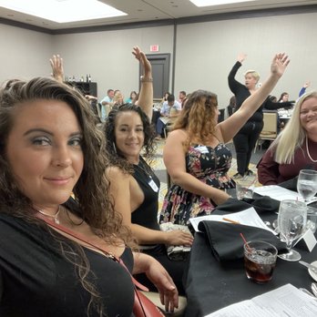 The Dinner Detective - Being suspicious - Dinner Theater Near Me - Jacksonville, Florida