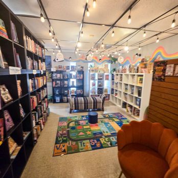 Grassrootz Books & Juice Bar - Bookstores Near Me - Phoenix, Arizona Grassrootz Books & Juice Bar - Bookstores Near Me - Phoenix, Arizona