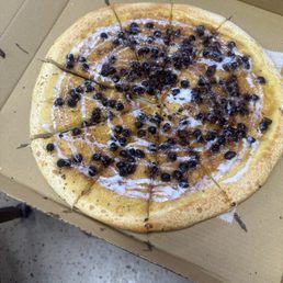 Chocolate Chip Pizza Chocolate Chip Pizza