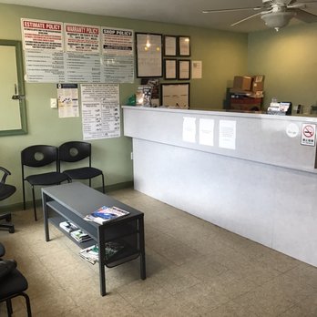 KX Automotive - Waiting area-TV available also - Auto Repair Near Me - Philadelphia, Pennsylvania