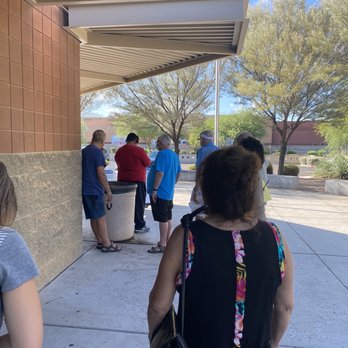 Social Security - Waiting line at 8:40AM on Tuesday - Public Services & Government Near Me - Mesa, Arizona
