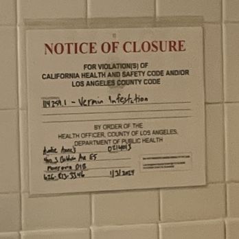 Auntie Anne's Pretzels - Closure Notice posted at both stores - Pretzels Near Me - Arcadia, California Auntie Anne's Pretzels - Closure Notice posted at both stores - Pretzels Near Me - Arcadia, California