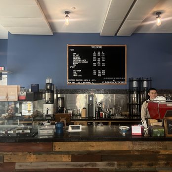 Climbing Wolf - Coffee & Tea Near Me - Dobbs Ferry, New York