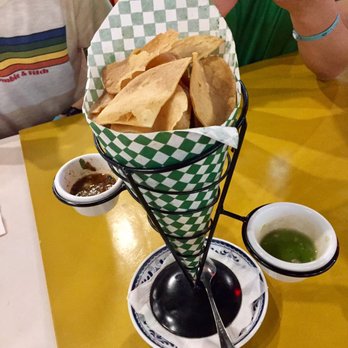 Mextreme - Complimentary nachos - Mexican Near Me - Cancún, ROO