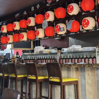 Shige Sushi Japanese Kitchen - Inside - Sushi Bars Near Me - Sonoma, California Shige Sushi Japanese Kitchen - Inside - Sushi Bars Near Me - Sonoma, California