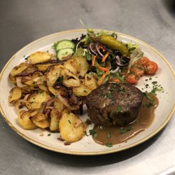 Arpi's Trattoria