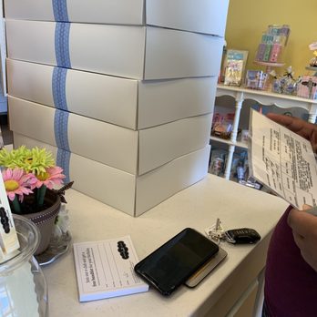 Nothing Bundt Cakes - Bakeries Near Me - Tulsa, Oklahoma