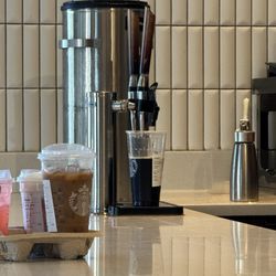 Starbucks - Vanilla Sweet Cream Cold Brew