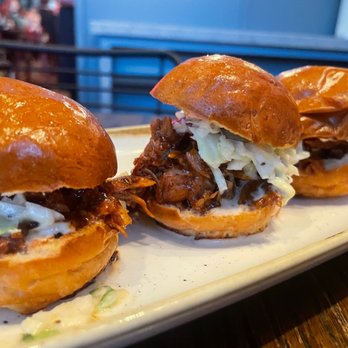 Gus's BBQ - Rib Sliders - Barbeque Near Me - Porter Ranch, California