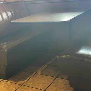 Zaxbys - The dirty booth - Fast Food Near Me - Spartanburg, South Carolina Zaxbys - The dirty booth - Fast Food Near Me - Spartanburg, South Carolina